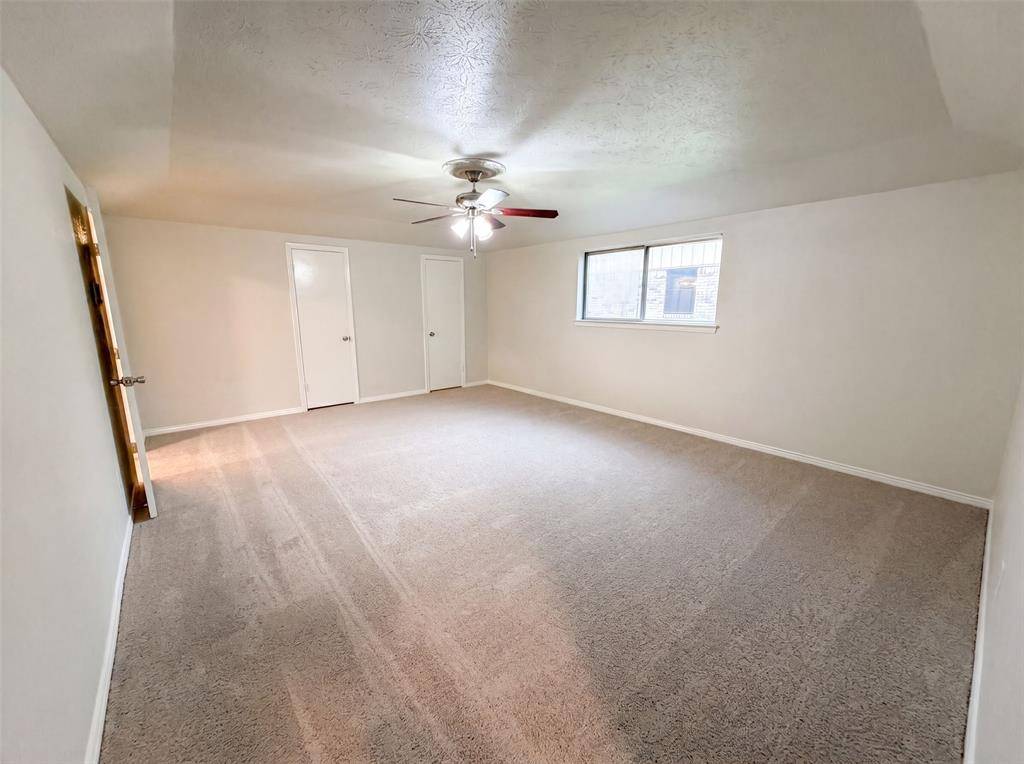 316 Brookwood Drive, Desoto, TX 75115