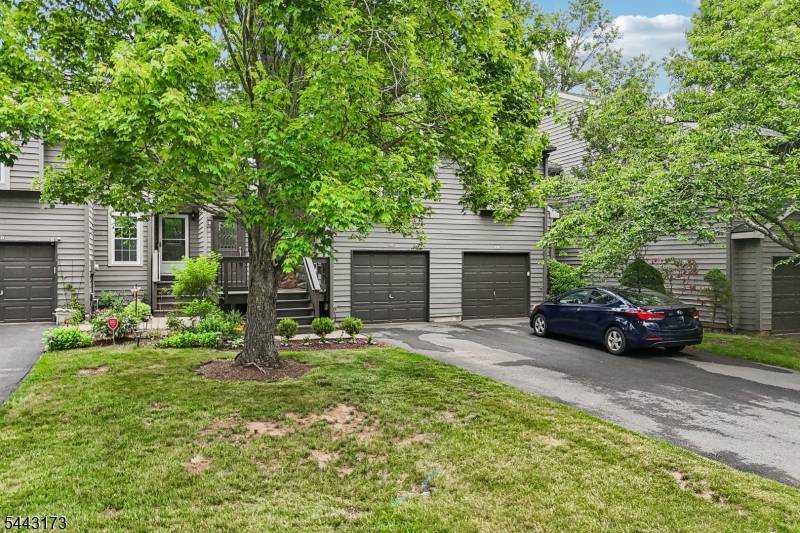 31C Chicopee Dr, Montgomery Twp., NJ 08540