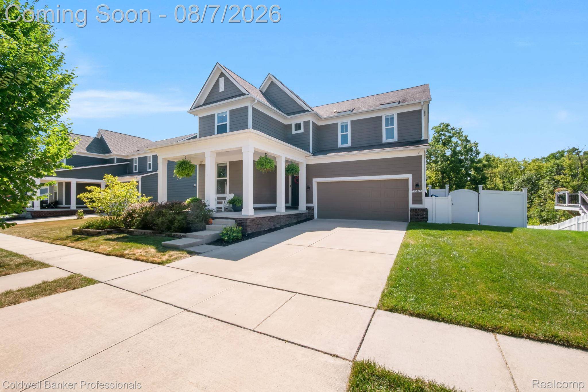 50477 Eisenhower DR, Canton Charter Township, MI 48188
