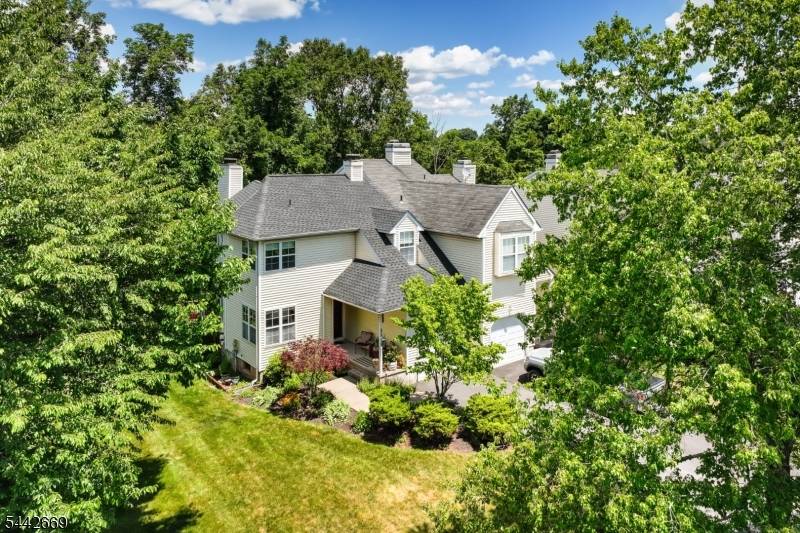 15 NAVAJO TRL, Branchburg Twp., NJ 08876
