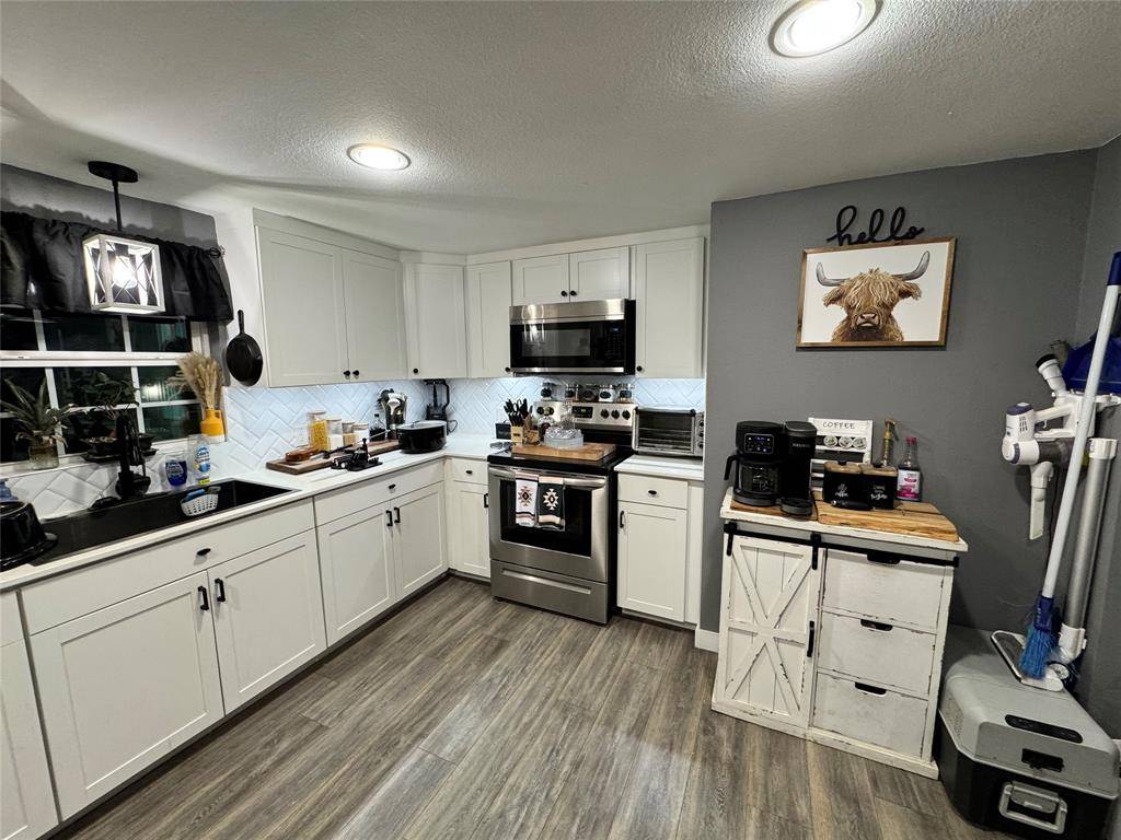 109 W Morning Dove Drive, Azle, TX 76020