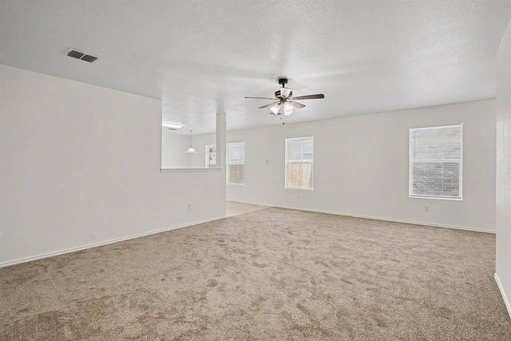 1817 Elk Lake Trail, Fort Worth, TX 76247