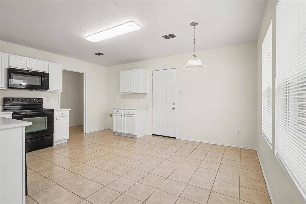 1817 Elk Lake Trail, Fort Worth, TX 76247