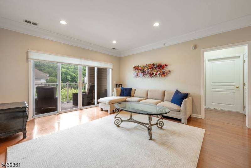 6318 Warrens Way #318, Wanaque Boro, NJ 07465