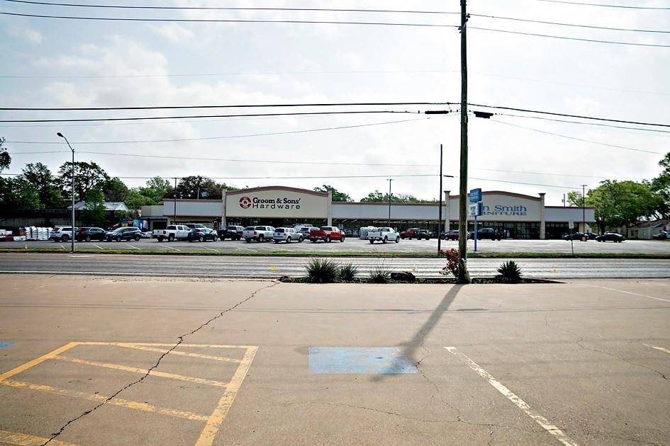 220 S Palestine Street, Athens, TX 75751