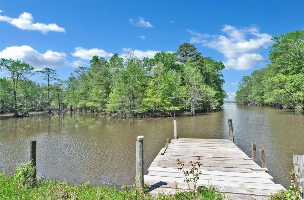 7780 S Lakeshore, Shreveport, LA 71119