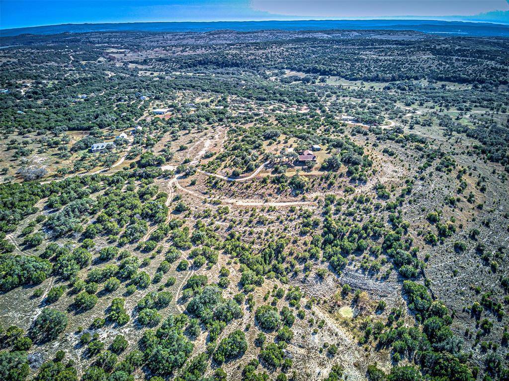 414 Hall Lane, Spicewood, TX 78669