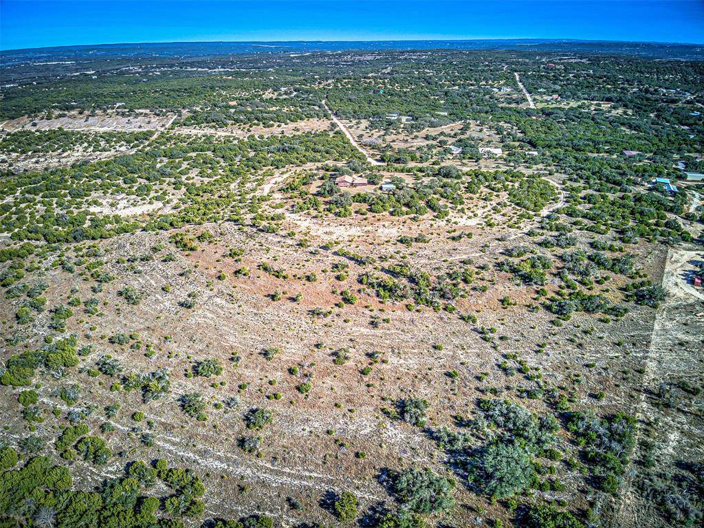 414 Hall Lane, Spicewood, TX 78669