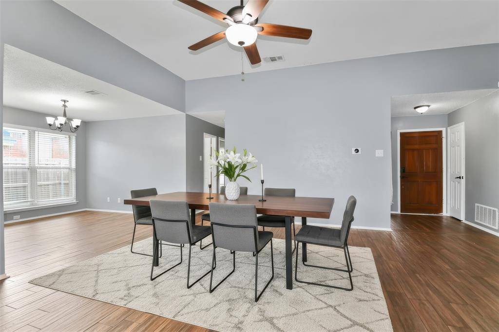 920 Micarta Drive, Mesquite, TX 75181