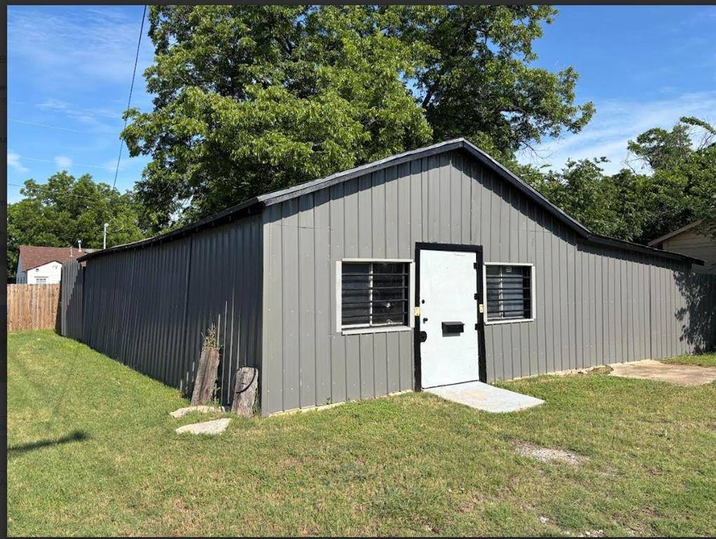 3501 S Henderson Street, Fort Worth, TX 76110