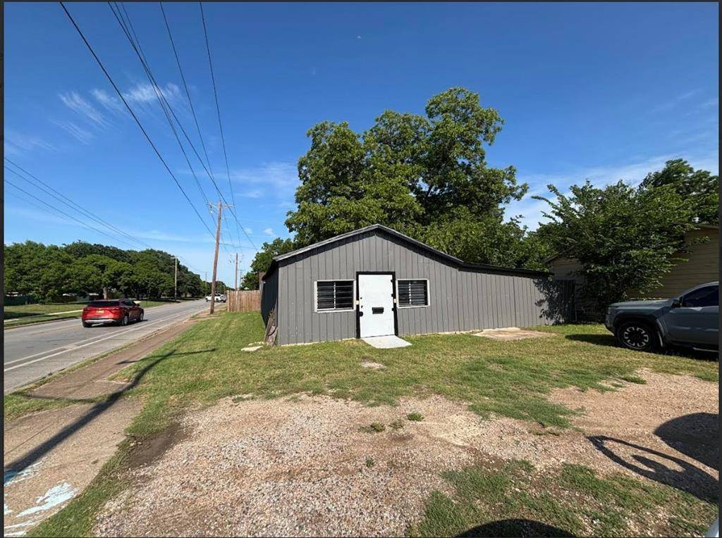 3501 S Henderson Street, Fort Worth, TX 76110