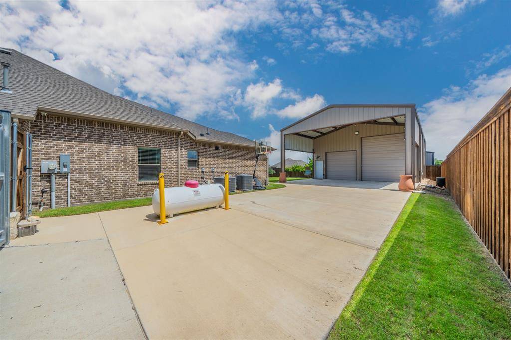 1745 Meadowbrook Lane, Josephine, TX 75173