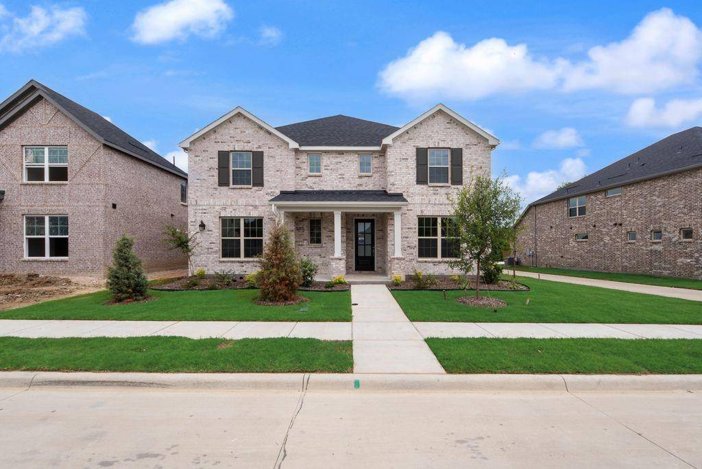 1070 Birdie Street, Gunter, TX 75058