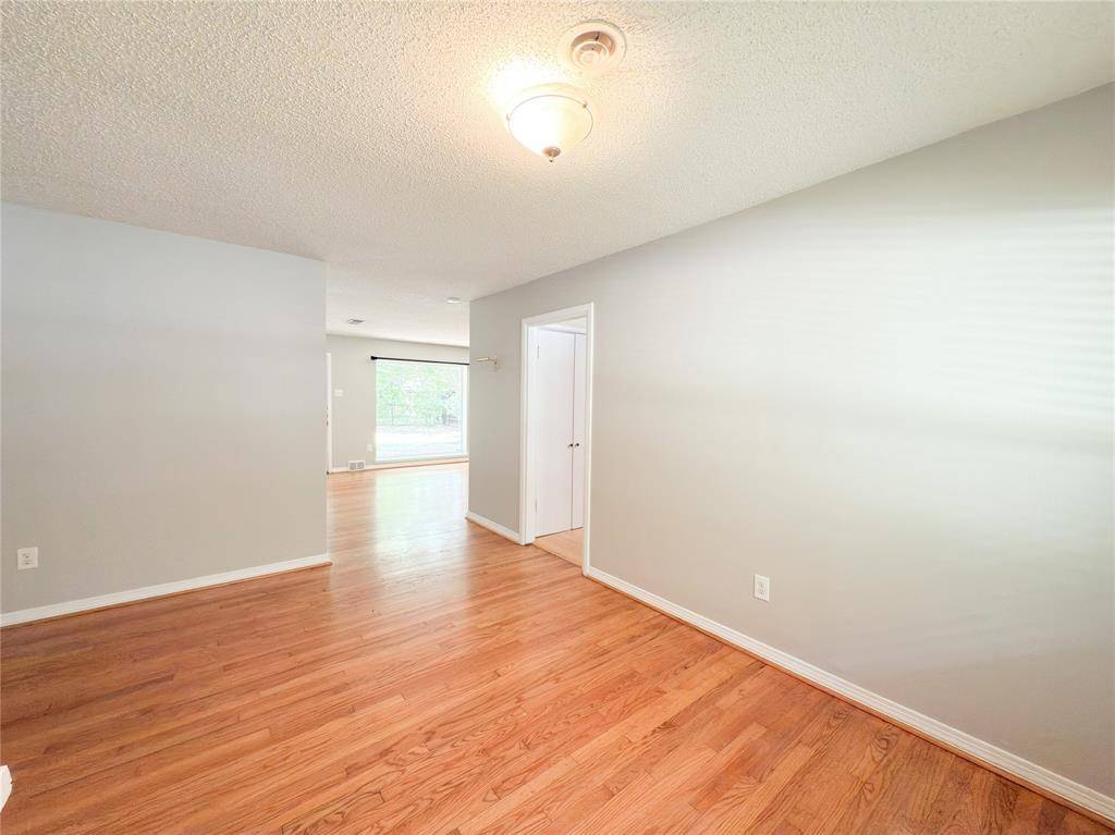 10457 Solta Drive, Dallas, TX 75218