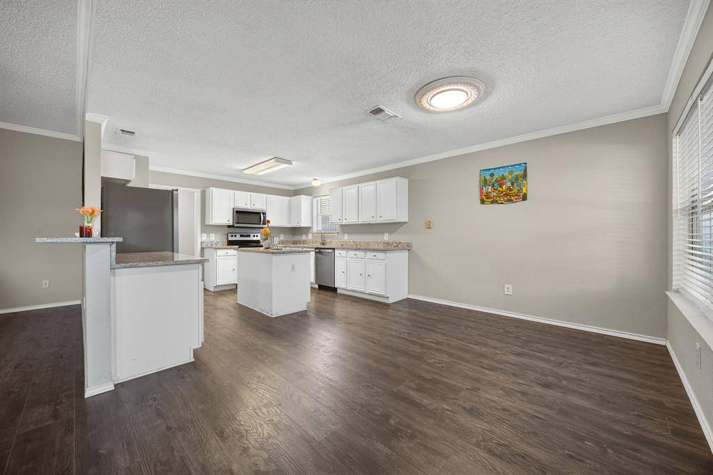 3357 Galaway Bay Drive, Grand Prairie, TX 75052