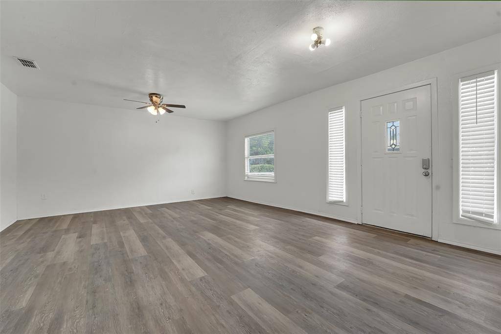 2682 Wasina Drive, Farmers Branch, TX 75234