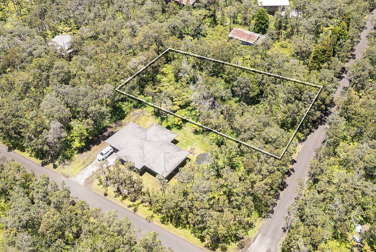 11TH ST, Volcano, HI 96785