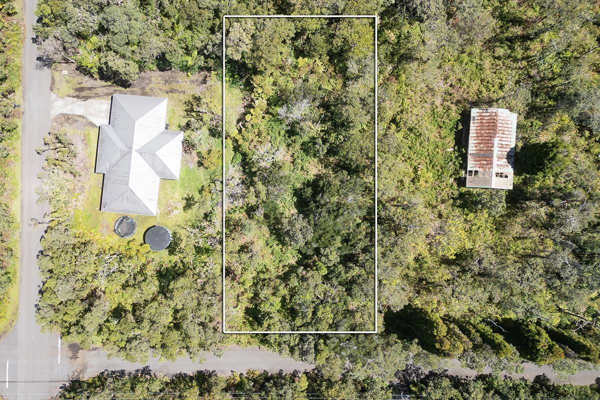 11TH ST, Volcano, HI 96785