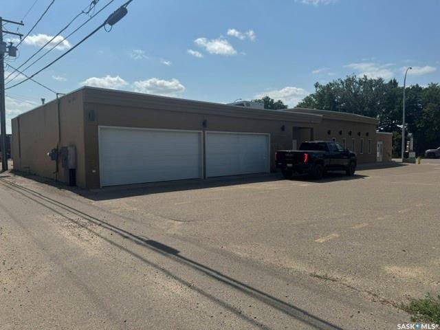 1332-1342 100th STREET, North Battleford, SK S9A 0V8