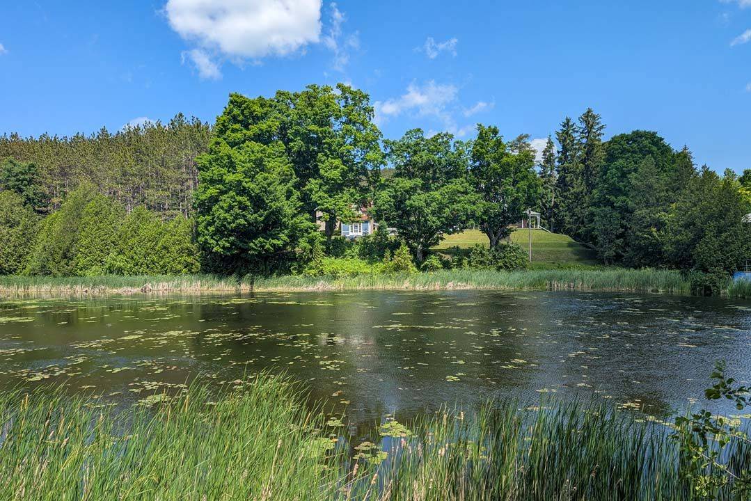 1380 Queen ST W, Caledon, ON L7K 0C3