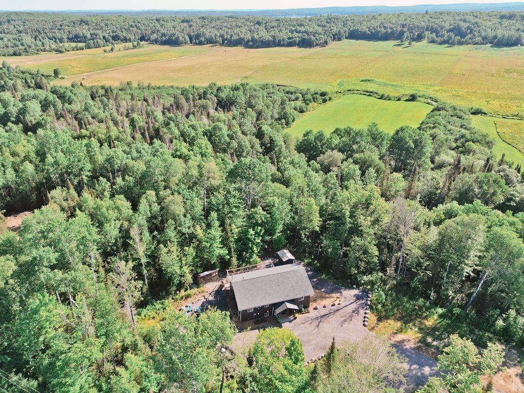 1170 Alderdale RD, Powassan, ON P0H 1Z0