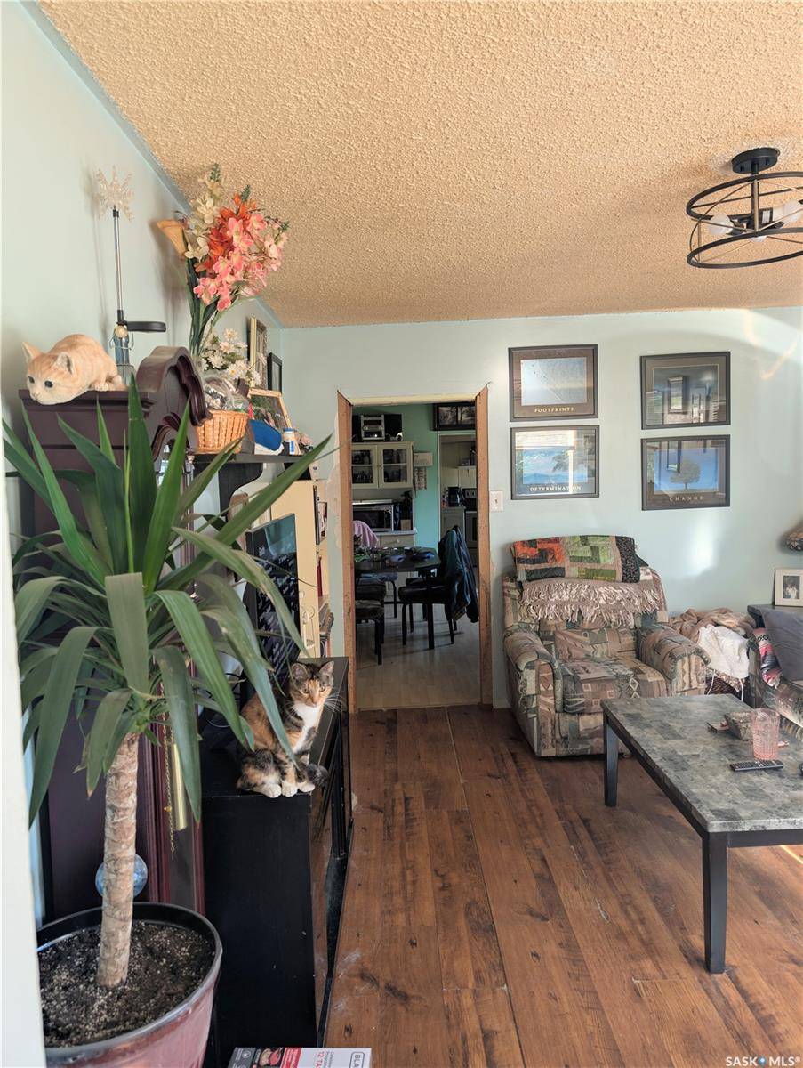 309 6th AVENUE NW, Swift Current, SK S9H 0X9