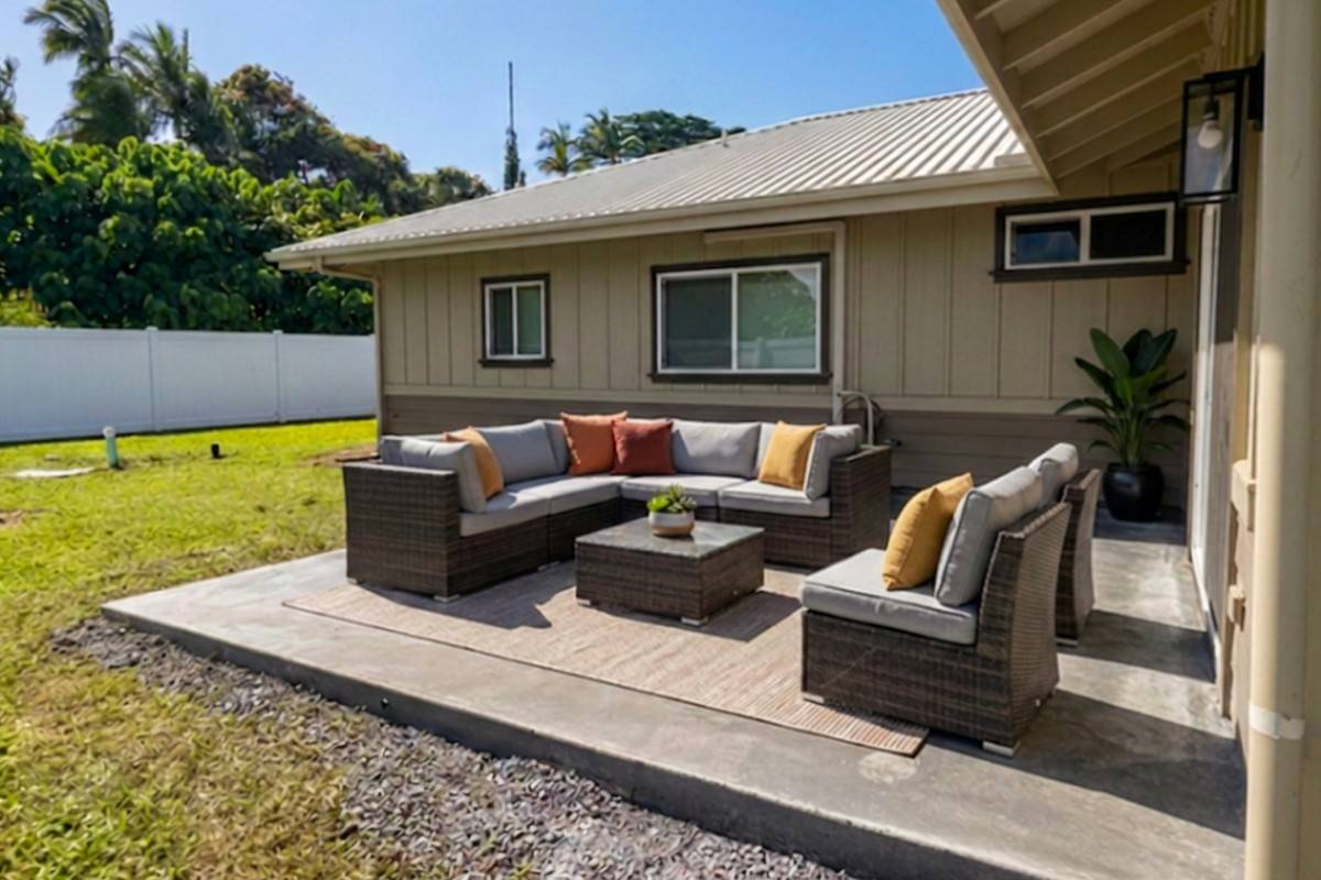 91 KAMALII ST, Hilo, HI 96720