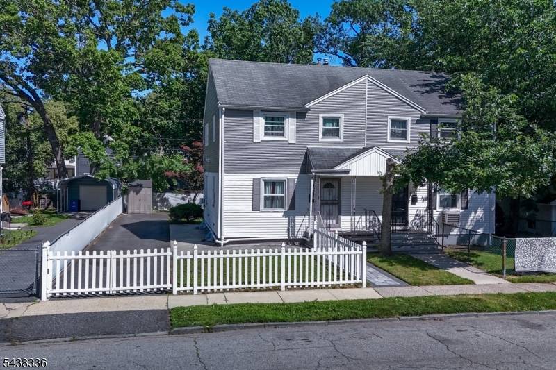 42 Telford St, East Orange City, NJ 07018
