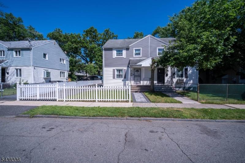42 Telford St, East Orange City, NJ 07018