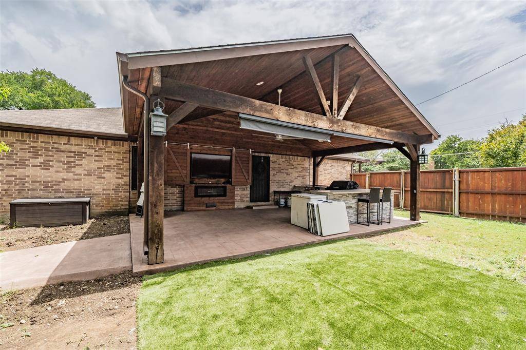 8015 Leigh Ann Drive, Dallas, TX 75232
