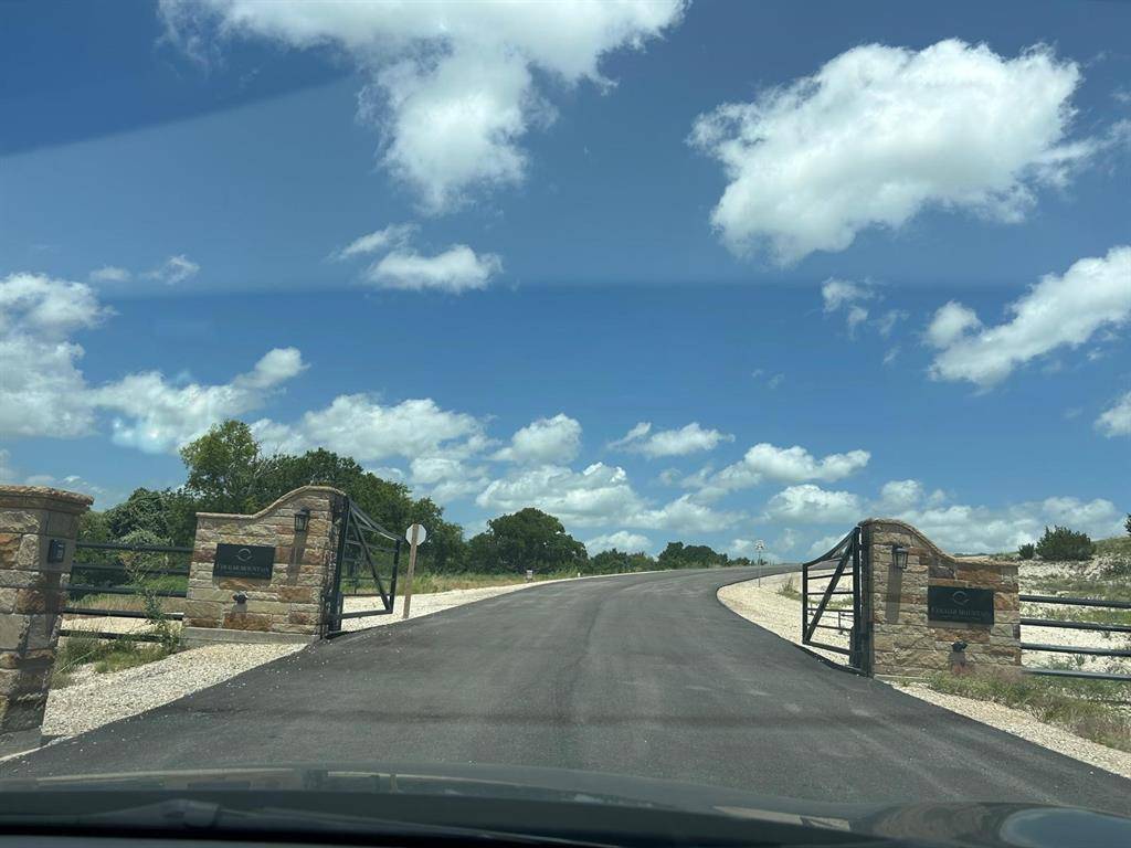 2521 Tom Chaney Drive #104, Cresson, TX 76035