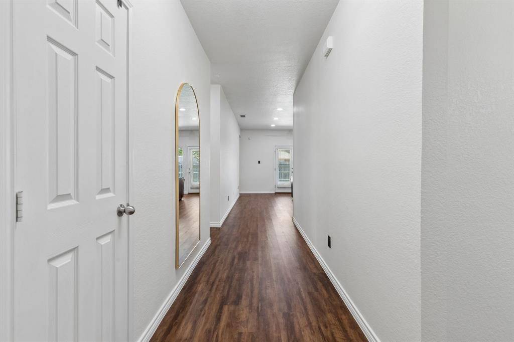 616 Steerman Court, Saginaw, TX 76179