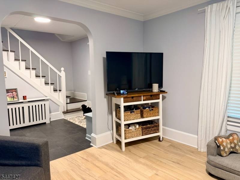 41 Hillside Ave, Dover Town, NJ 07801