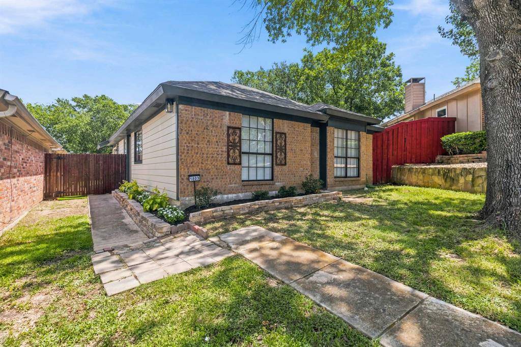 1803 Sherwood Place, Carrollton, TX 75006