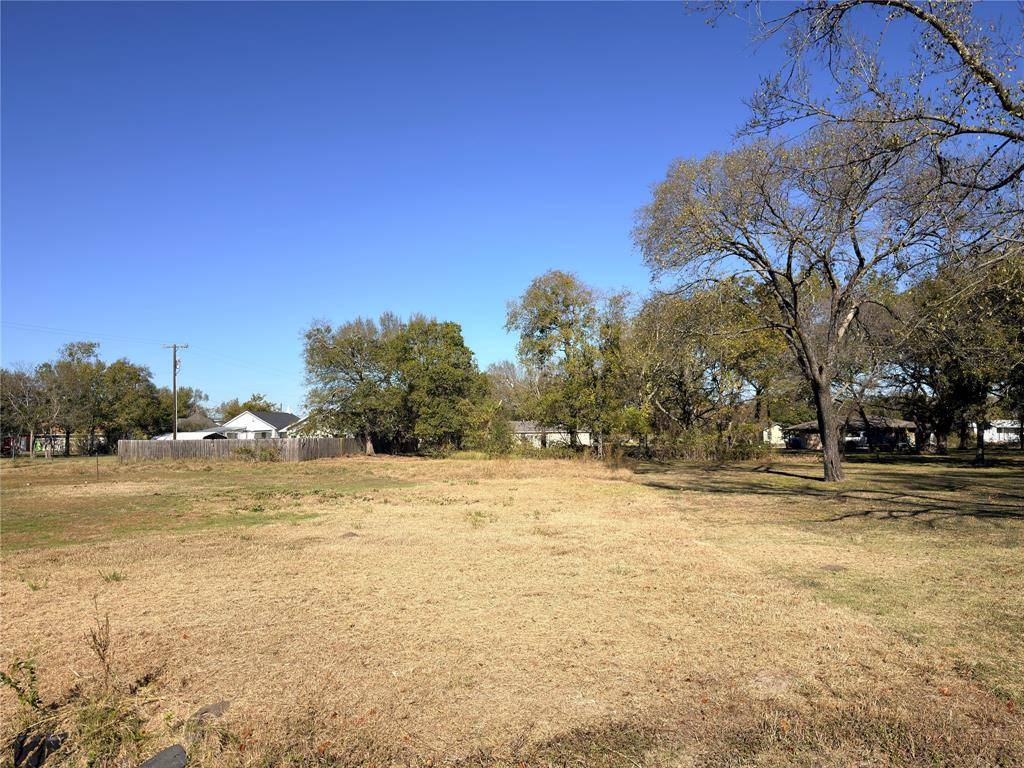712 S 2nd Street, Dawson, TX 76639