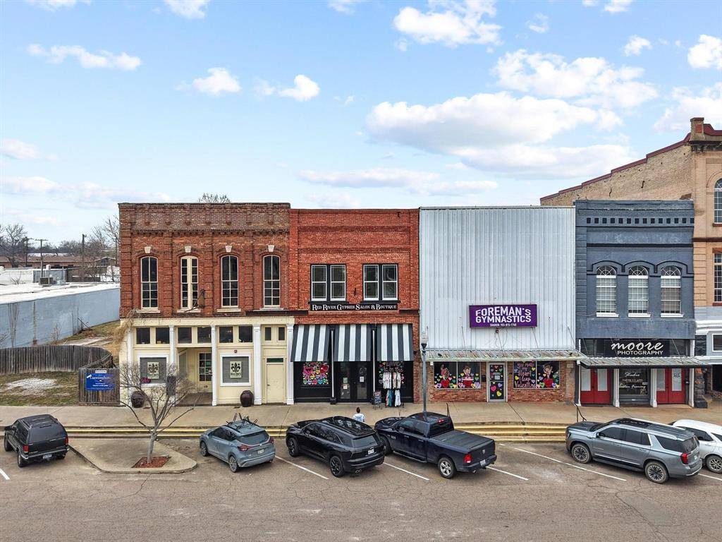 121 E 5th Street #2, Bonham, TX 75418