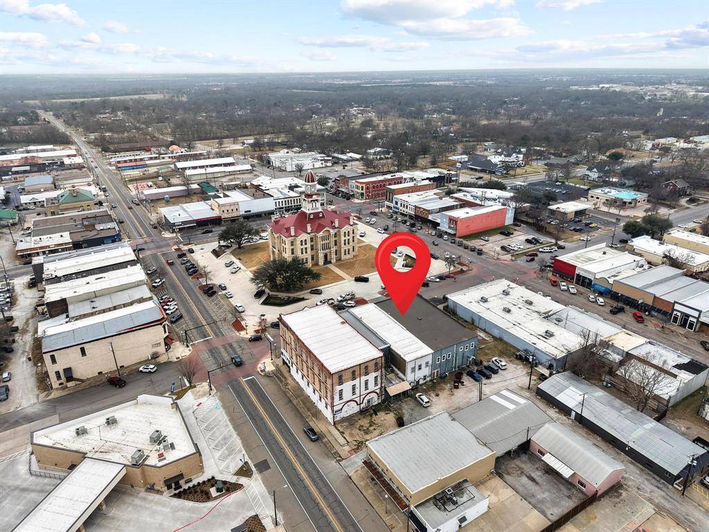 121 E 5th Street #2, Bonham, TX 75418