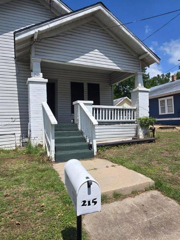 215 Bell Street, Gainesville, TX 76240