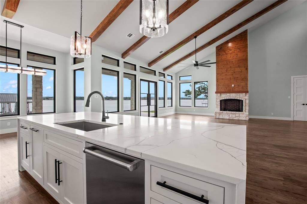 4054 Smothers Road, Caney City, TX 75148
