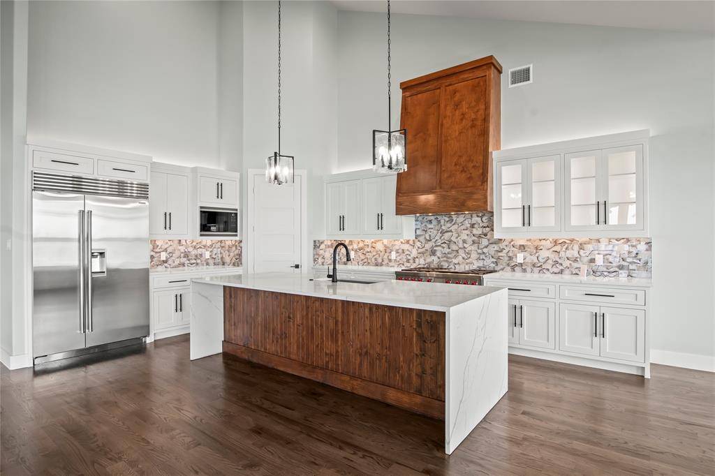 4054 Smothers Road, Caney City, TX 75148