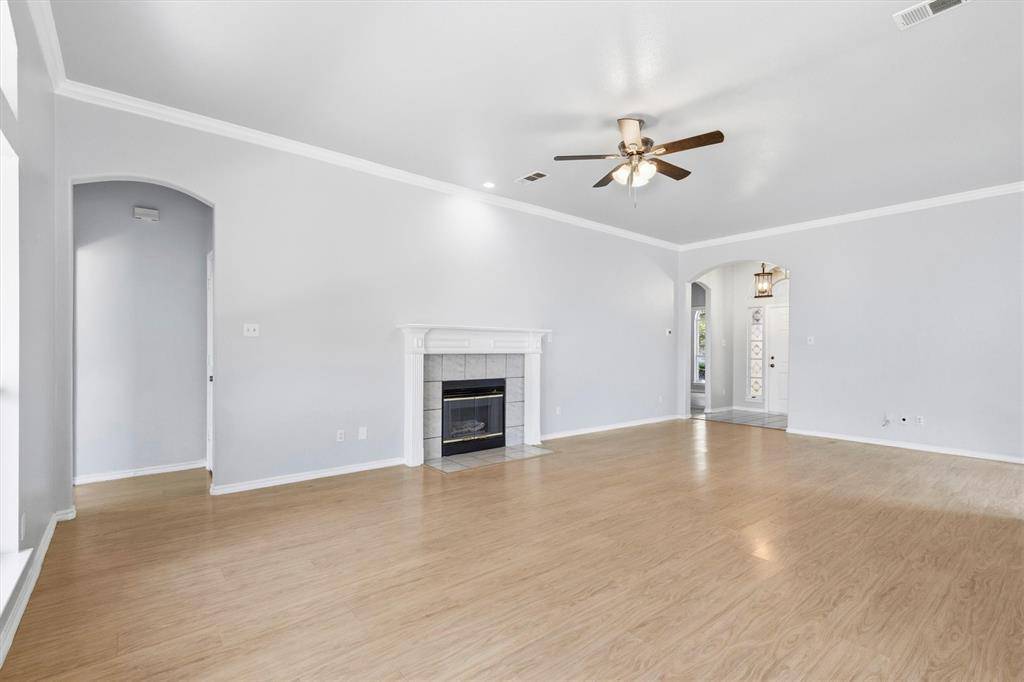 12601 Red Cedar Drive, Fort Worth, TX 76040