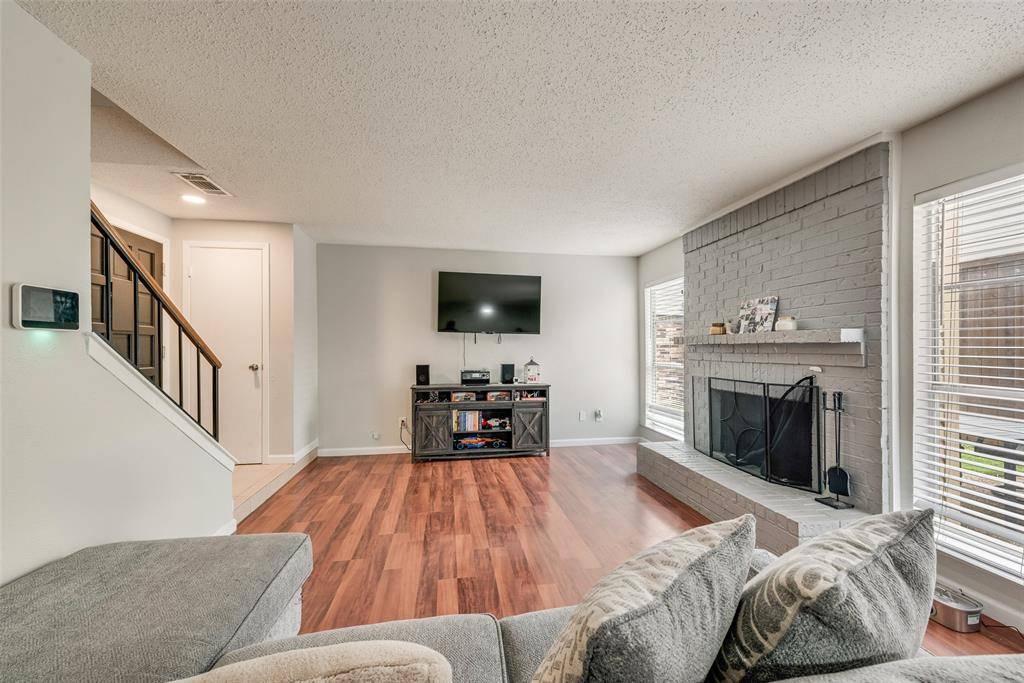 2643 Via Ventura Circle, Carrollton, TX 75006