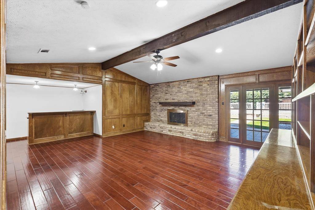 114 Stone Canyon Drive, Highland Village, TX 75077