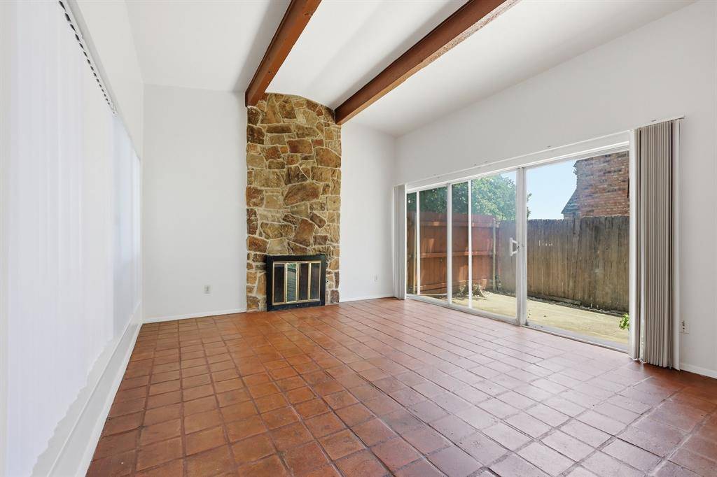 13422 Blossomheath Lane, Dallas, TX 75240