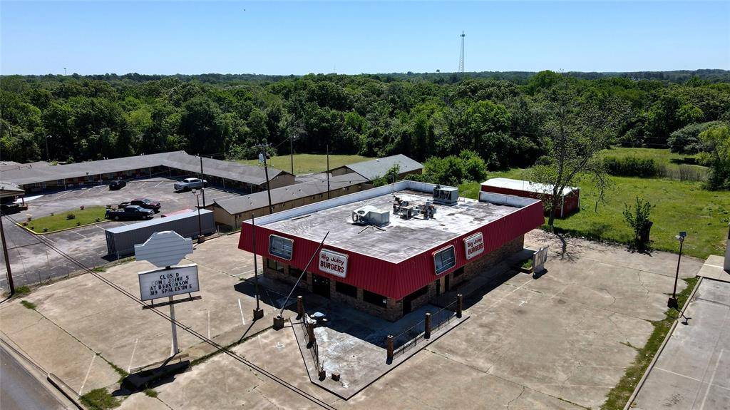 617 W Corsicana Street, Athens, TX 75751