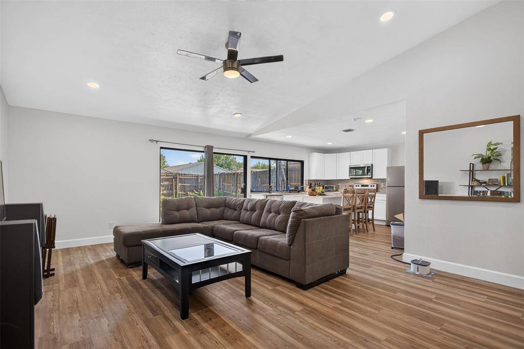 9009 Willowbrook Drive, Rowlett, TX 75088