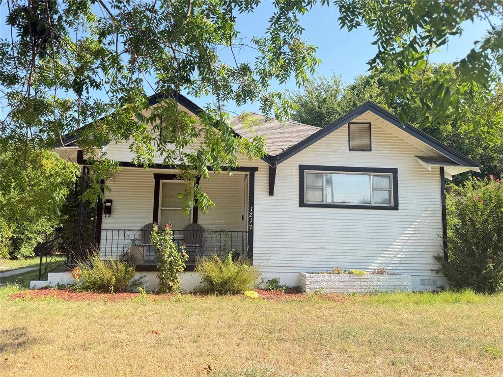1217 Verbena Street, Fort Worth, TX 76104