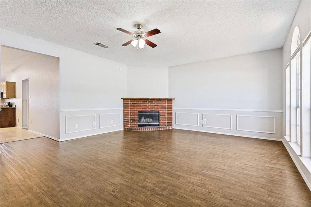 6124 Nelson Terrace, Watauga, TX 76148