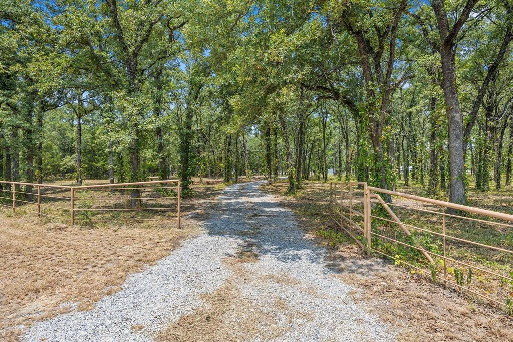 1250 Brooks Lane, Kaufman, TX 75142