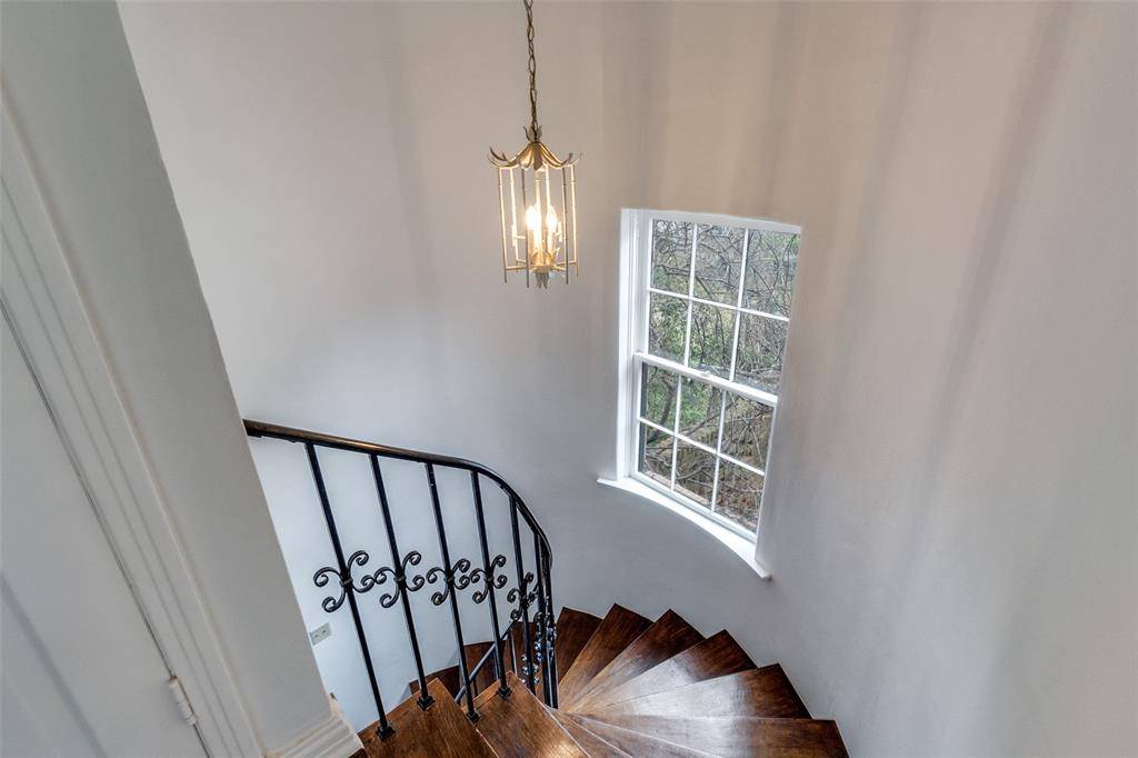 4526 Fairway Avenue, Highland Park, TX 75219